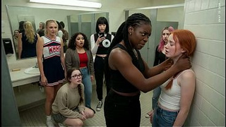 Училка-негр отчитывает 18-летнюю студентку: что за порно-хаос в твоей рыжей башке - рано тебе сосать и ебаться
